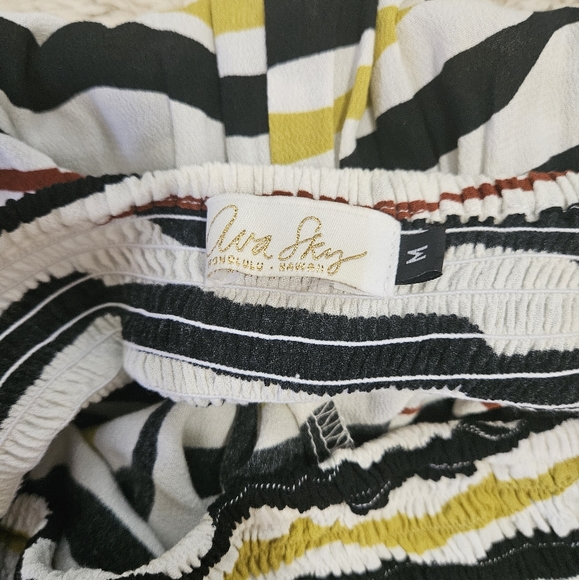 Ava Sky Wide Legged Wave Breaks Striped Pants Size M - Picture 9 of 11